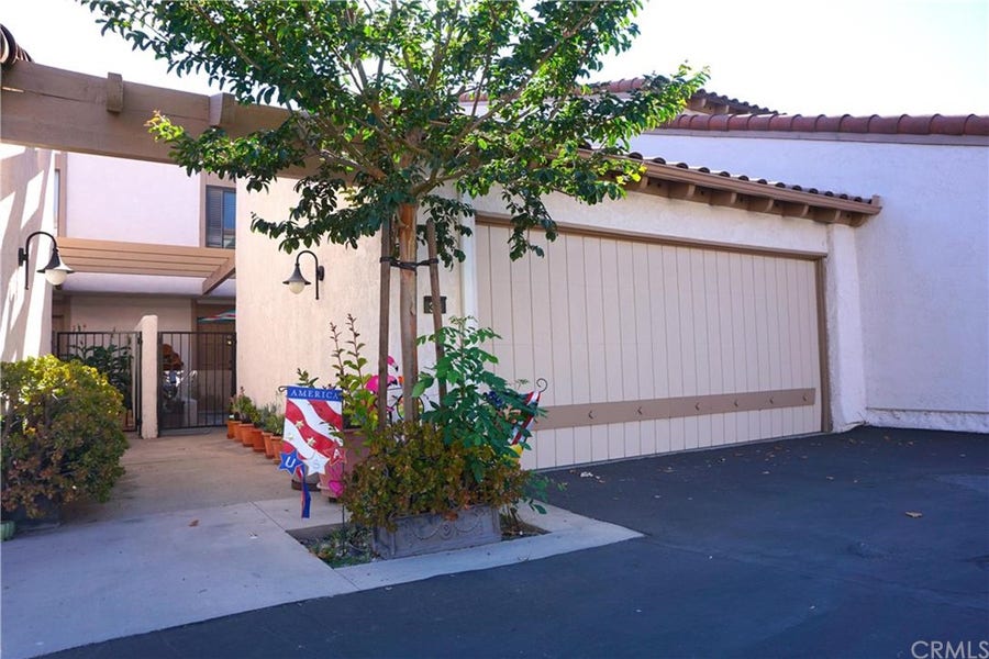Property photo for 33 Seaview Drive N, Rolling Hills Estates, CA