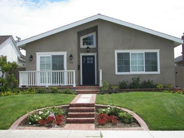 Property photo for 214 Avenue G, Redondo Beach, CA