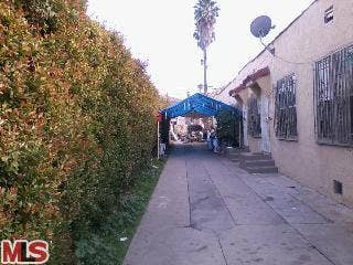Property photo for 1424 MEADOWBROOK Avenue, Los Angeles, CA