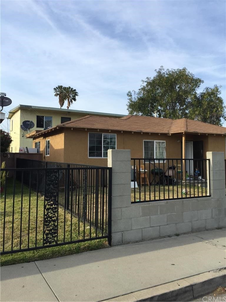 Property photo for 701 W E Street, Wilmington, CA