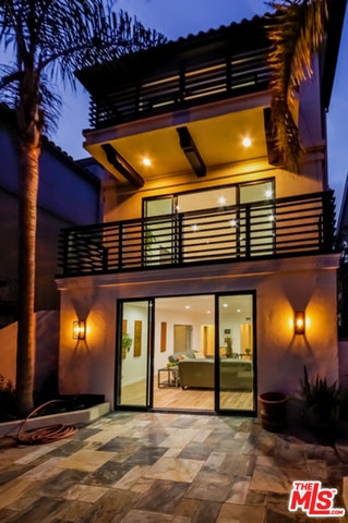 Property photo for 129 OUTRIGGER, Marina Del Rey, CA