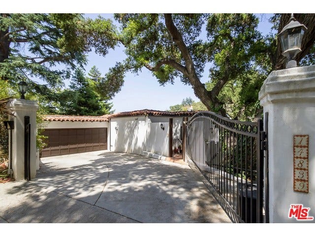 Property photo for 14839 ROUND VALLEY Drive, Sherman Oaks, CA
