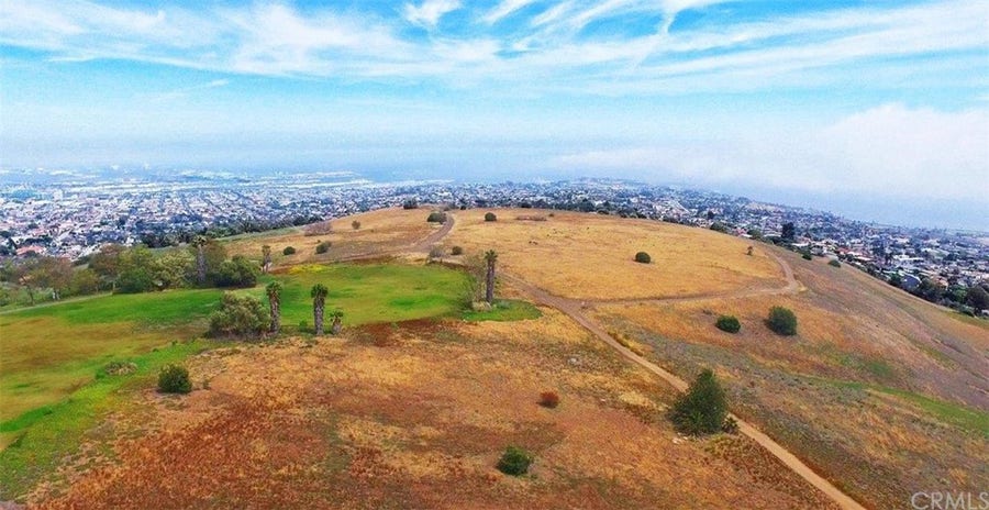 Property photo for 30620 Tarapaca Road, Rancho Palos Verdes, CA