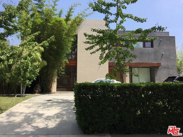 Property photo for 700 WALDEN Drive, Beverly Hills, CA
