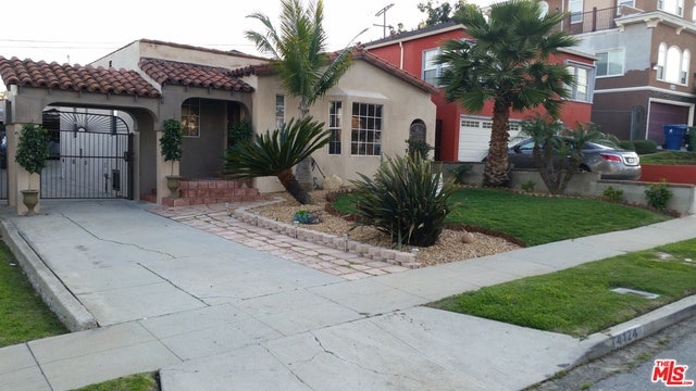 Property photo for 4124 W 59TH Place, Los Angeles, CA