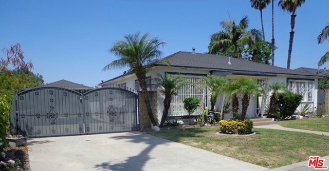 Property photo for 1305 S TAMARIND Avenue, Compton, CA