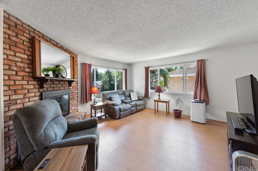 Property photo for 2265 Rose Avenue, #2, Signal Hill, CA