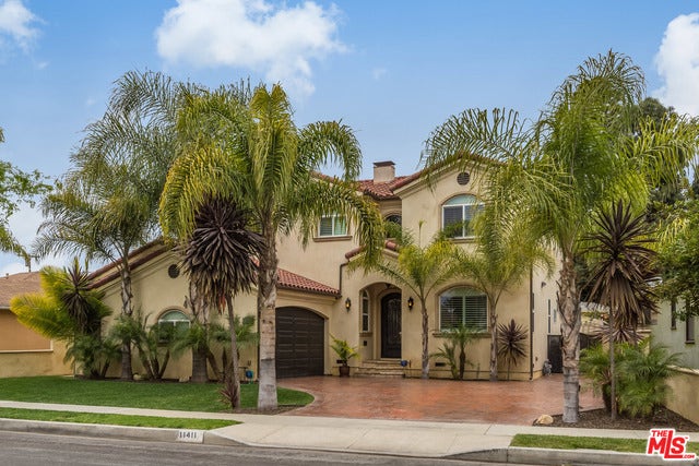 Property photo for 11411 CULVER PARK Drive, Culver City, CA
