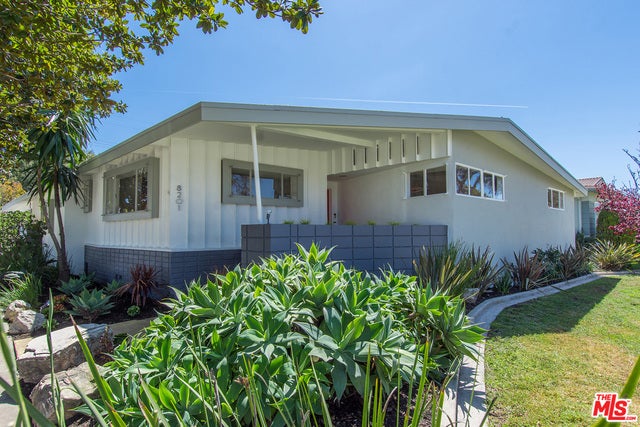 Property photo for 8201 PARK HILL Drive, Los Angeles, CA