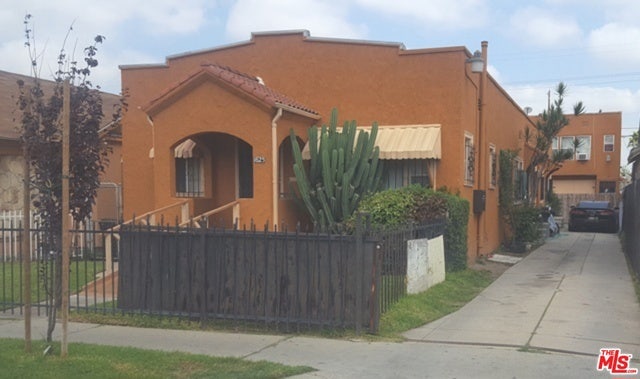 Property photo for 1623 W 38TH Street, Los Angeles, CA
