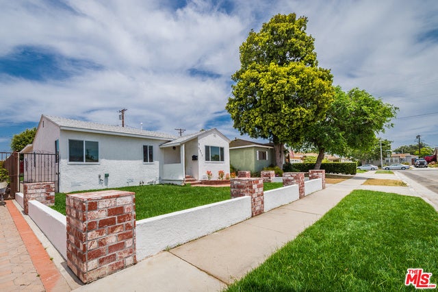Property photo for 5017 W 123RD Place, Hawthorne, CA