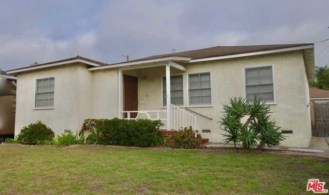 Property photo for 854 ROSE Avenue, Venice, CA