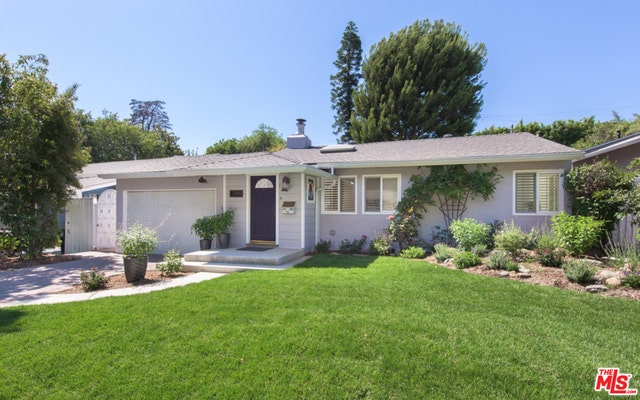Property photo for 10757 QUEENSLAND Street, Los Angeles, CA