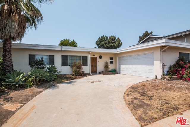 Property photo for 6005 S LA CIENEGA Boulevard, Los Angeles, CA
