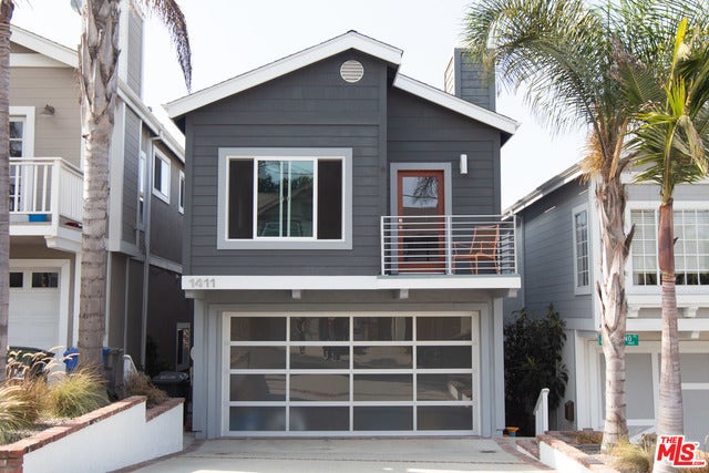 Property photo for 1411 CLARK Lane, Redondo Beach, CA