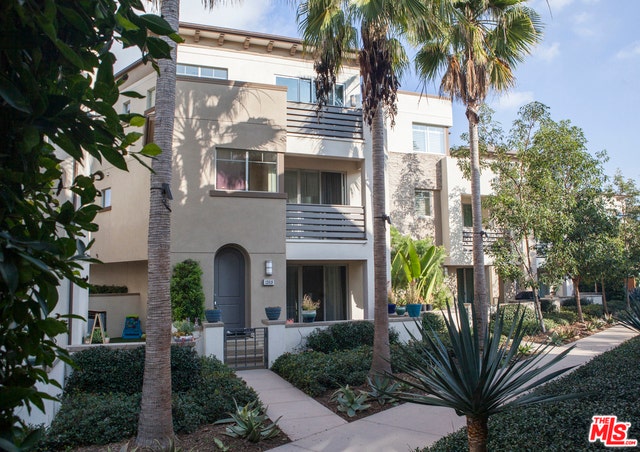 Property photo for 12818 W NORTH SEAGLASS Circle, Los Angeles, CA