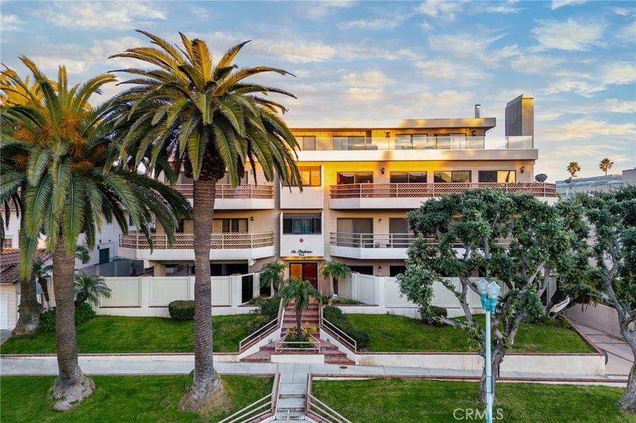 Property photo for 512 Esplanade, #203, Redondo Beach, CA