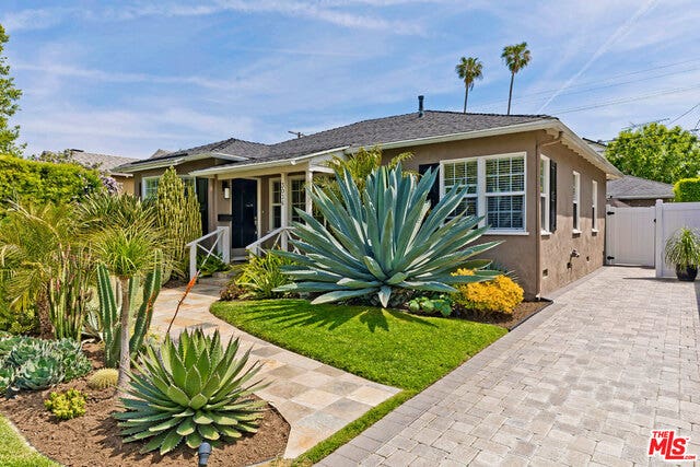 Property photo for 3036 S BEVERLY Drive, Los Angeles, CA