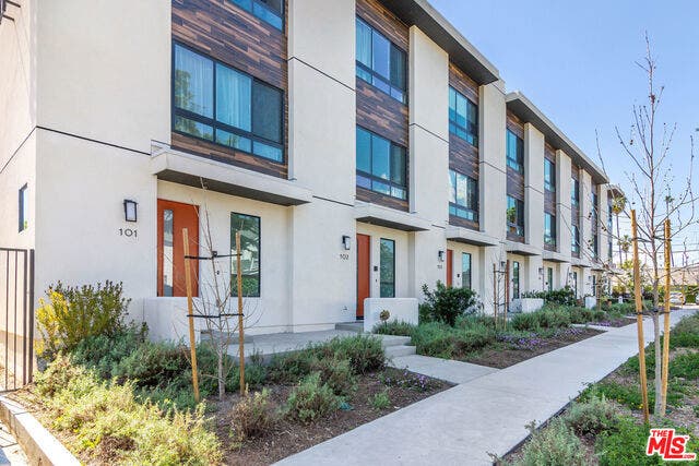 Property photo for 118 S Avenue 50, #101, Los Angeles, CA
