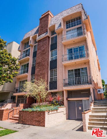 Property photo for 10960 WELLWORTH Avenue, #203, Los Angeles, CA