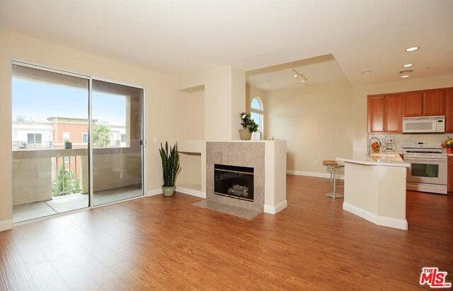 Property photo for 12963 RUNWAY Road, #412, Playa Vista, CA