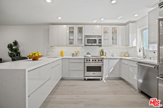 Property photo for 1422 CALIFORNIA Avenue, #4, Santa Monica, CA