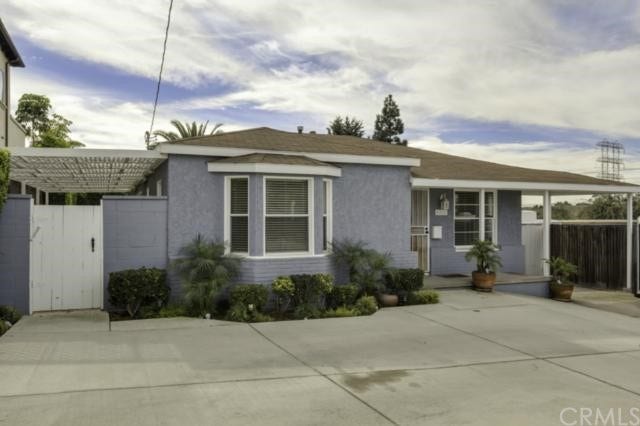 Property photo for 660 W Oak Avenue, El Segundo, CA