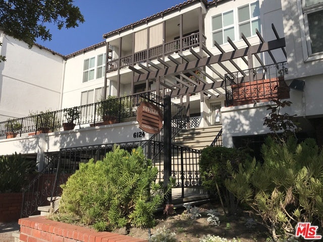 Property photo for 6124 BUCKINGHAM, #202, Culver City, CA