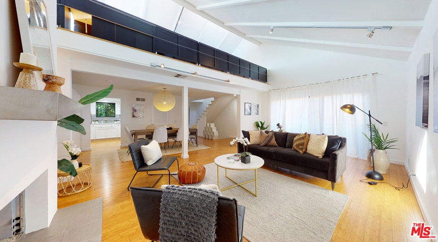 Property photo for 1833 11Th Street, #106, Santa Monica, CA