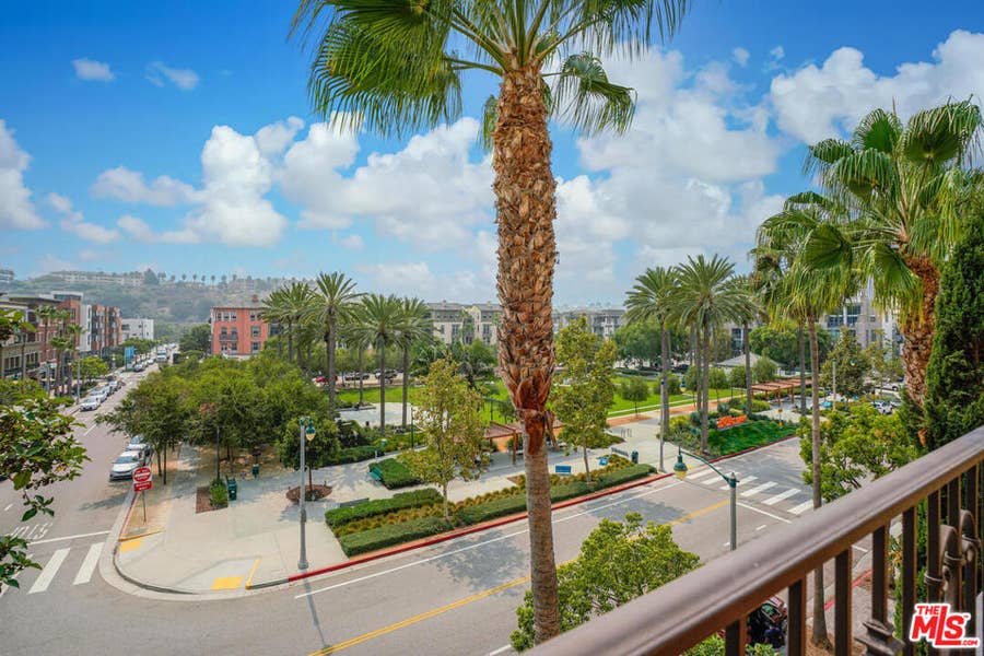 Property photo for 12975 Agustin Place, #312, Playa Vista, CA