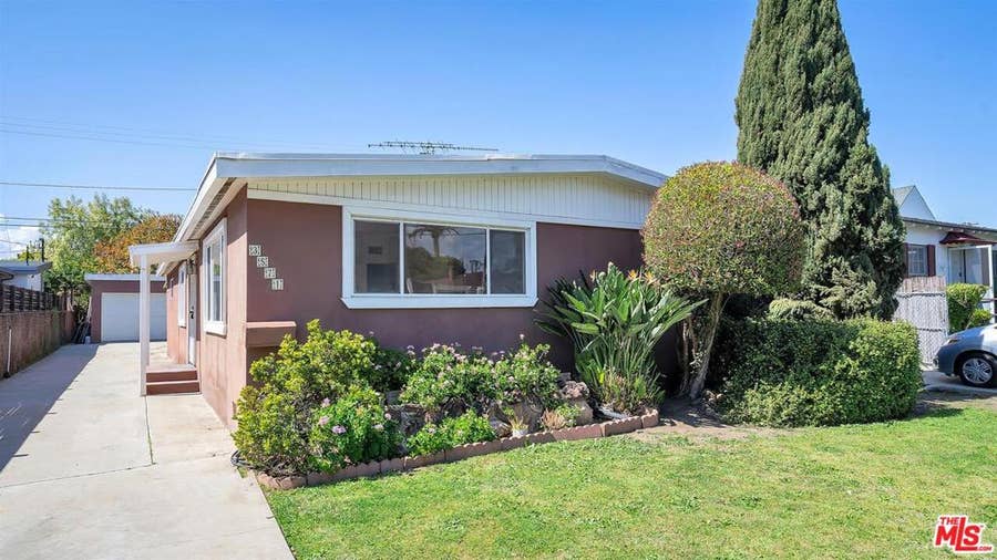 Property photo for 3571 Helms Avenue, Culver City, CA