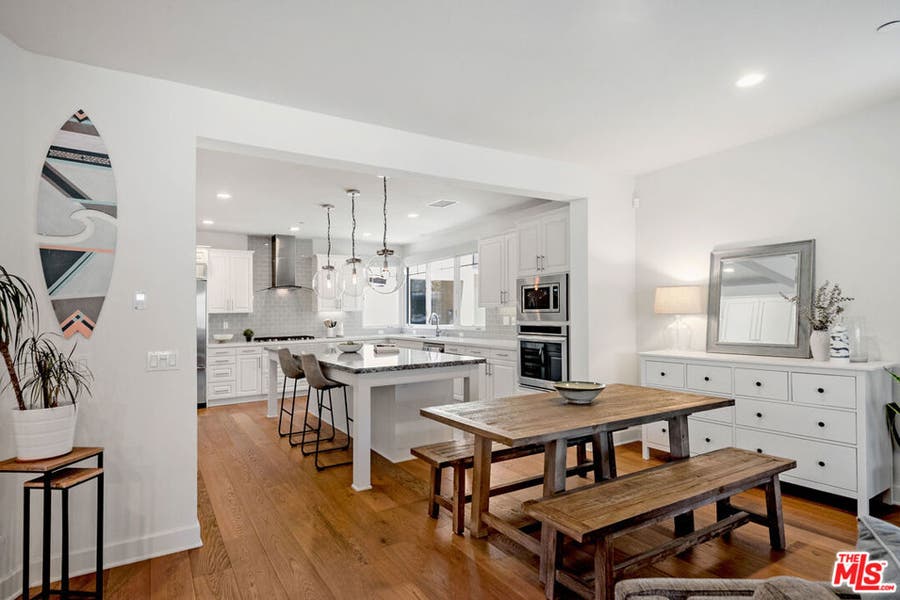Property photo for 12822 N Seaglass Circle, Los Angeles, CA