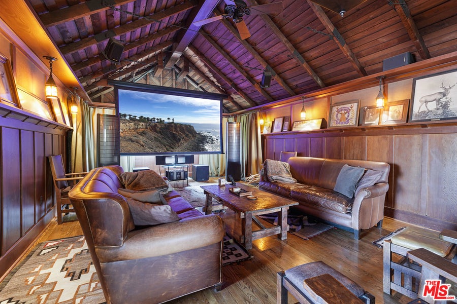 Property photo for 4311 Victoria Park Drive, Los Angeles, CA