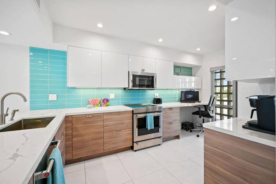 Property photo for 277 E Alejo Road, #215, Palm Springs, CA