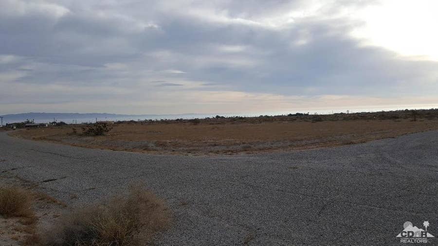 Property photo for 1133 Sea Wind Avenue, Thermal, CA