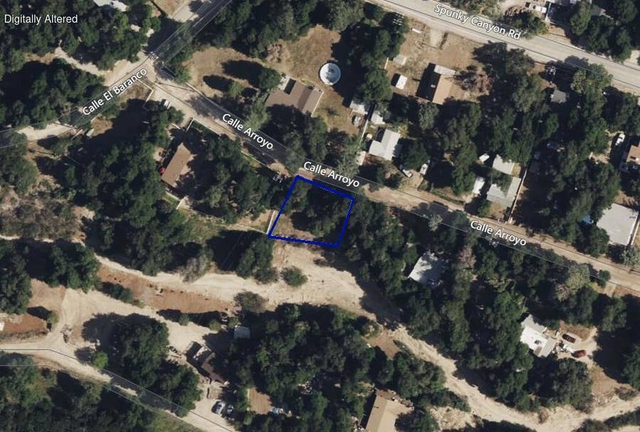 Property photo for 15982 Calle Arroyo, Santa Clarita, CA