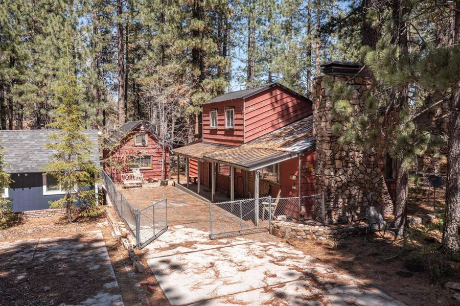 Property photo for 39368 Moab Lane, Big Bear, CA