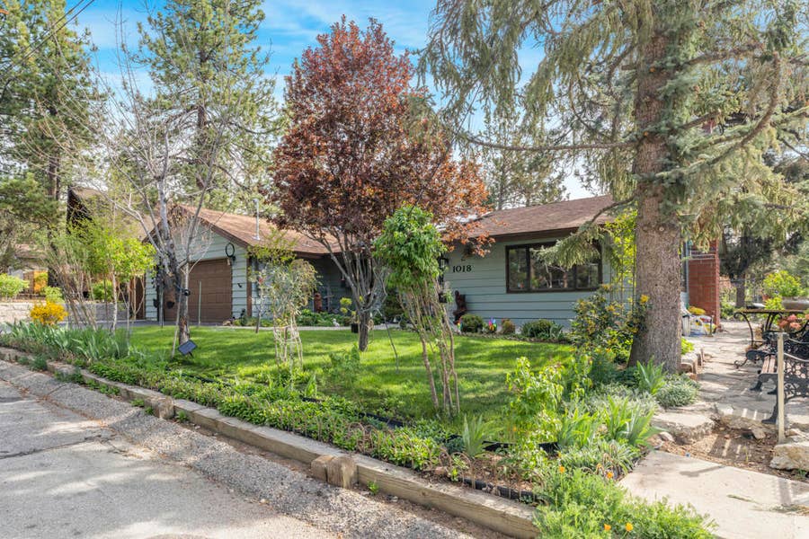 Property photo for 1018 Feather Mountain Drive, Big Bear, CA