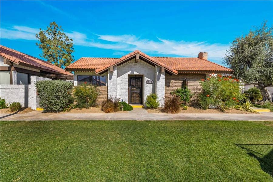 Property photo for 2389 E Miramonte Circle, #B, Palm Springs, CA