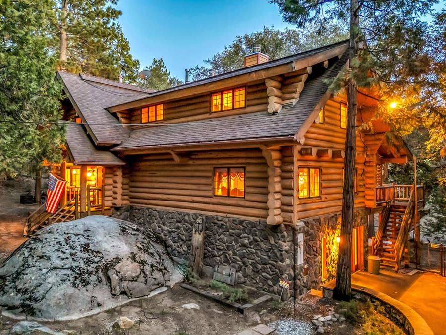 Property photo for 52381 Laurel Trail, Idyllwild, CA