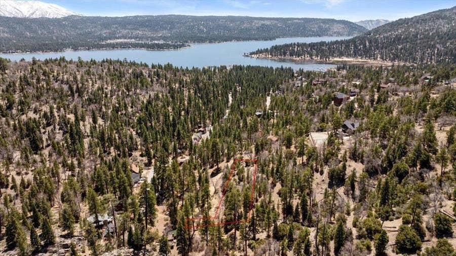 Property photo for 1286 Fawnskin Drive, Fawnskin, CA