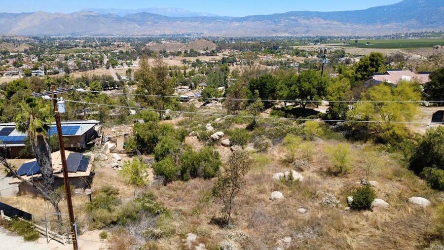 Property photo for 2 Vista Del Valle, Hemet, CA