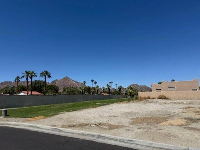 Property photo for 55 Saguaro Rd, La Quinta, CA