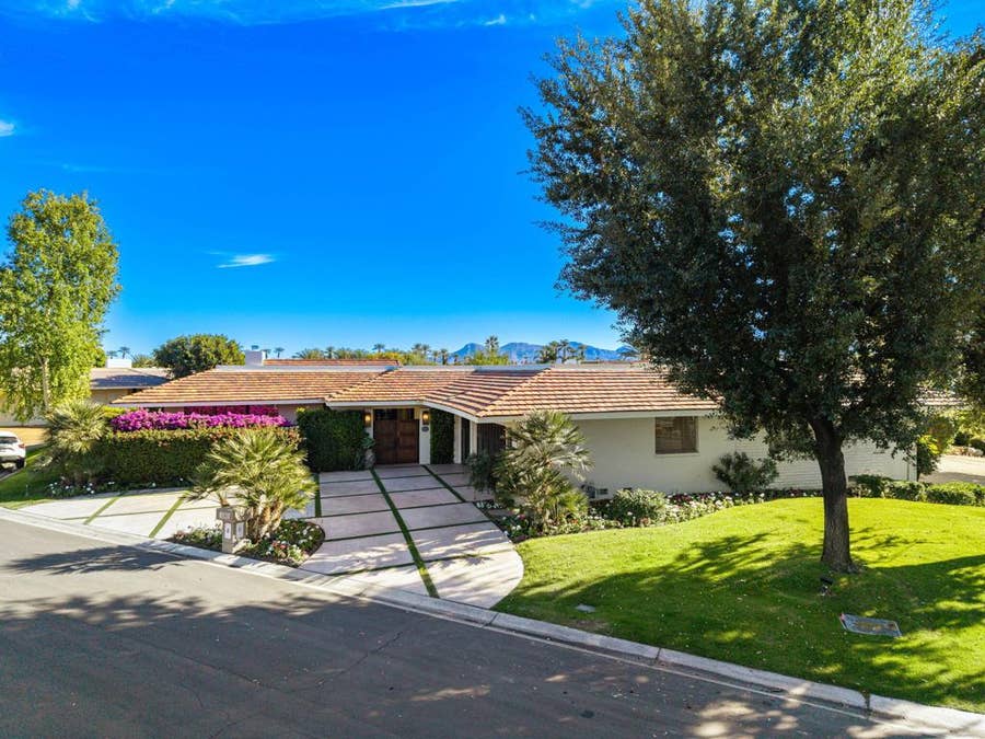 Property photo for 6 Exeter Court, Rancho Mirage, CA