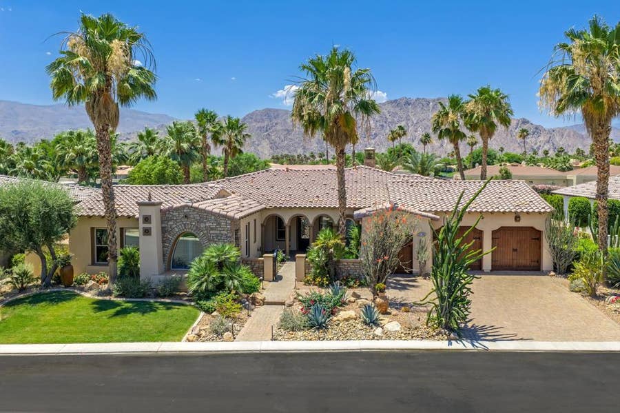 Property photo for 54245 Cananero Circle, La Quinta, CA