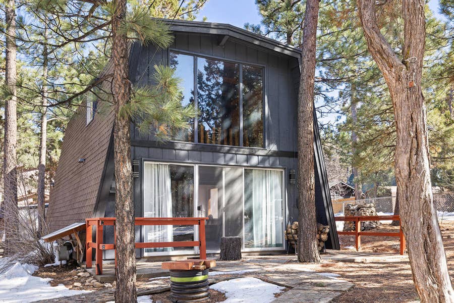 Property photo for 189 Moreno Ln Lane, Sugarloaf, CA
