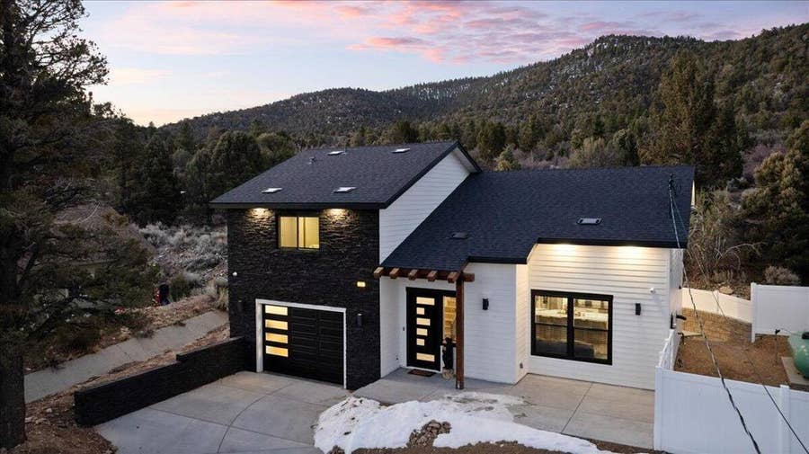 Property photo for 47145 Skyview Drive, Big Bear, CA