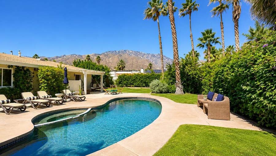 Property photo for 1318 E Via Escuela, Palm Springs, CA