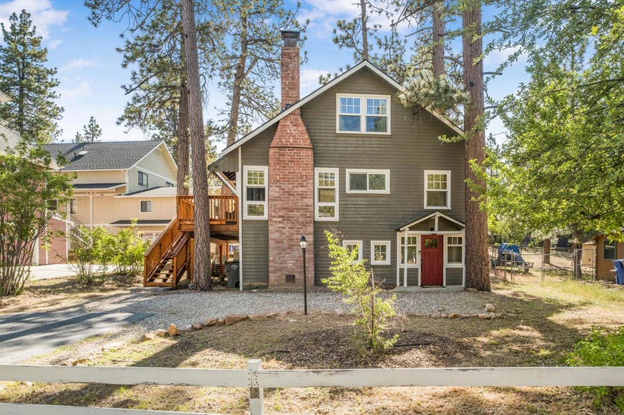 Property photo for 195 Elgin Road, Big Bear, CA
