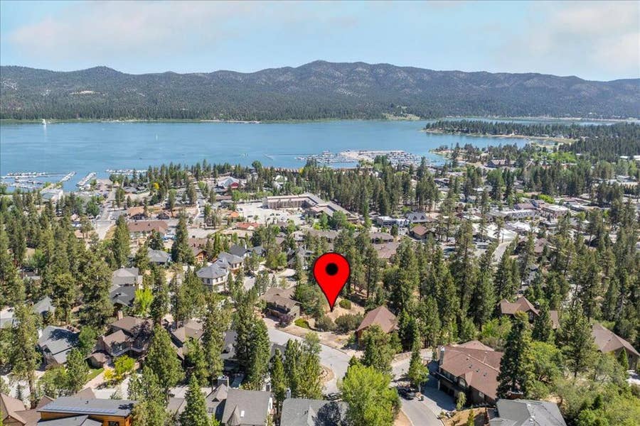 Property photo for 40587 Ironwood Drive, Big Bear, CA
